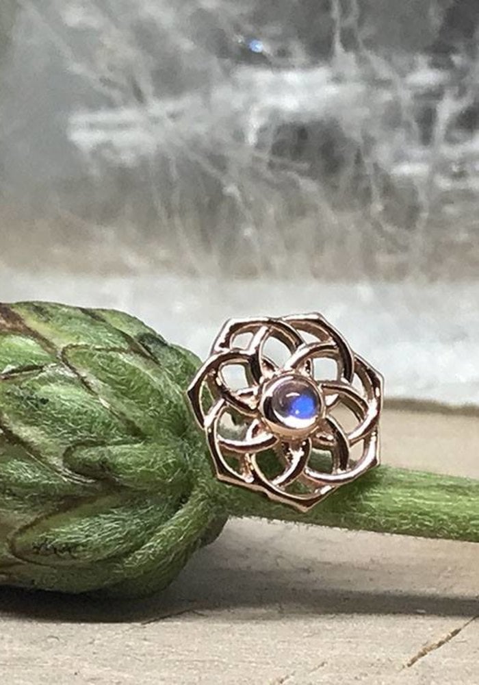 BVLA The Shandra 8.5mm 14g Threaded 14k Rose Gold with 2mm Rainbow Moonstone center