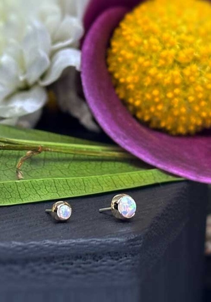 Alchemy Adornment Synthetic White Opal Bezel Cabochon 14k Yellow Gold 2mm Threadless